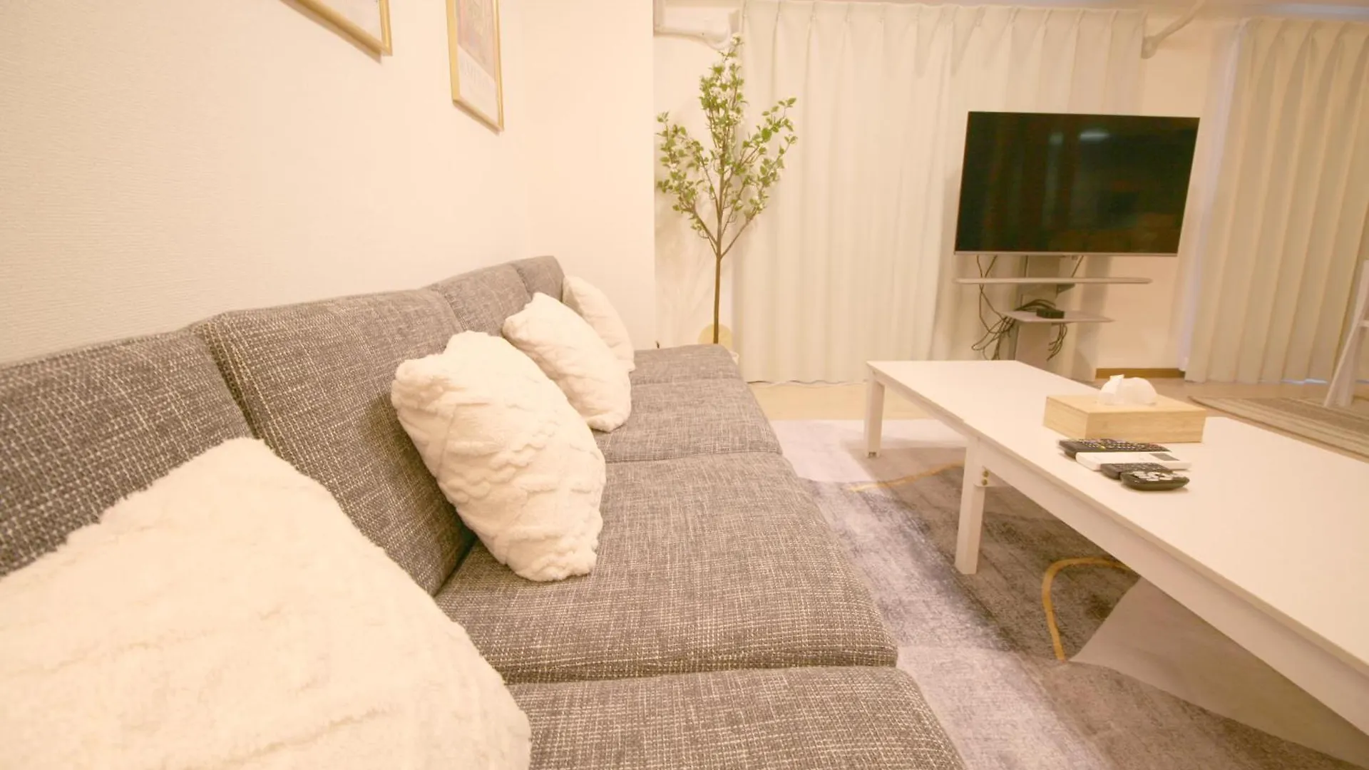 Apartment 大阪中心街 道頓堀徒歩10分!!! 日本橋駅 徒歩10分 ホテルリネン使用 702