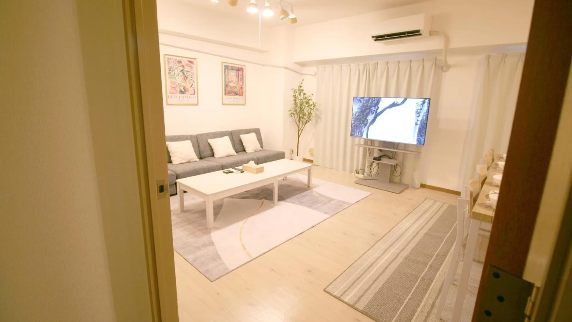 Apartment 大阪中心街 道頓堀徒歩10分!!! 日本橋駅 徒歩10分 ホテルリネン使用 702