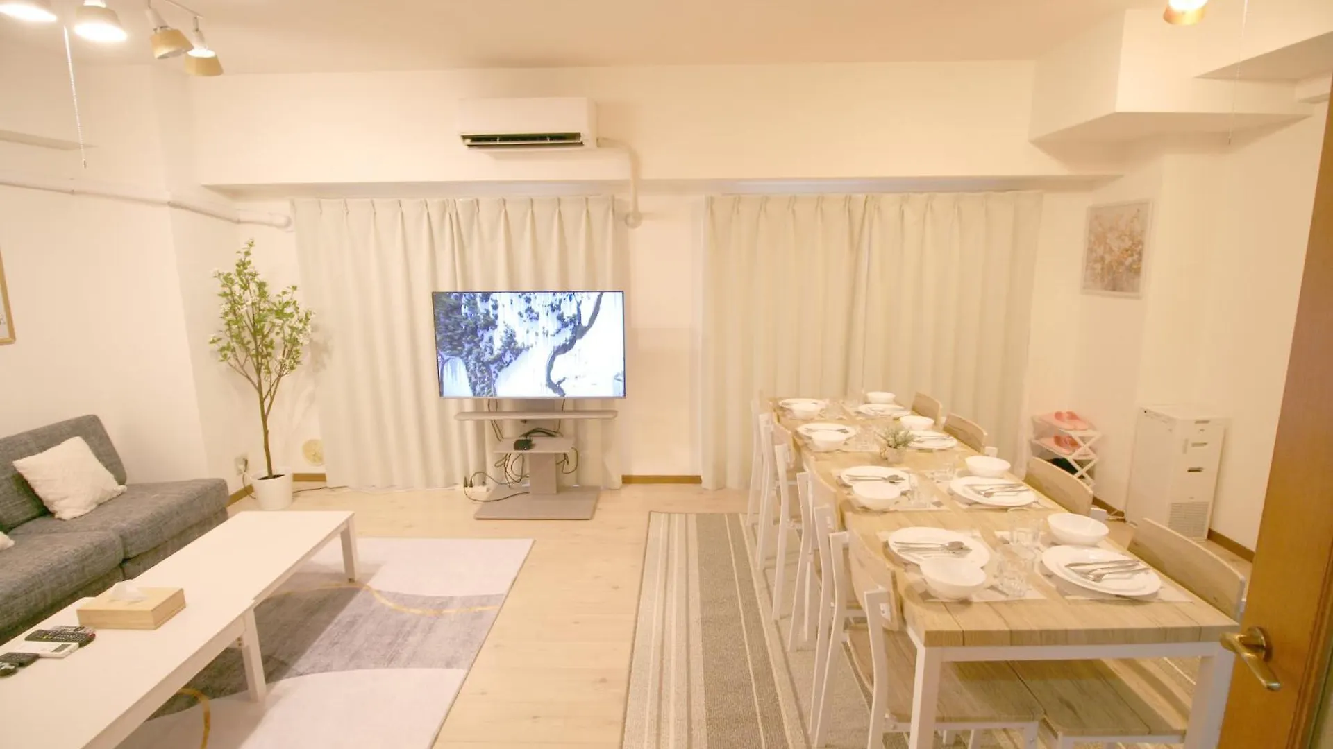 Apartment 大阪中心街 道頓堀徒歩10分!!! 日本橋駅 徒歩10分 ホテルリネン使用 702